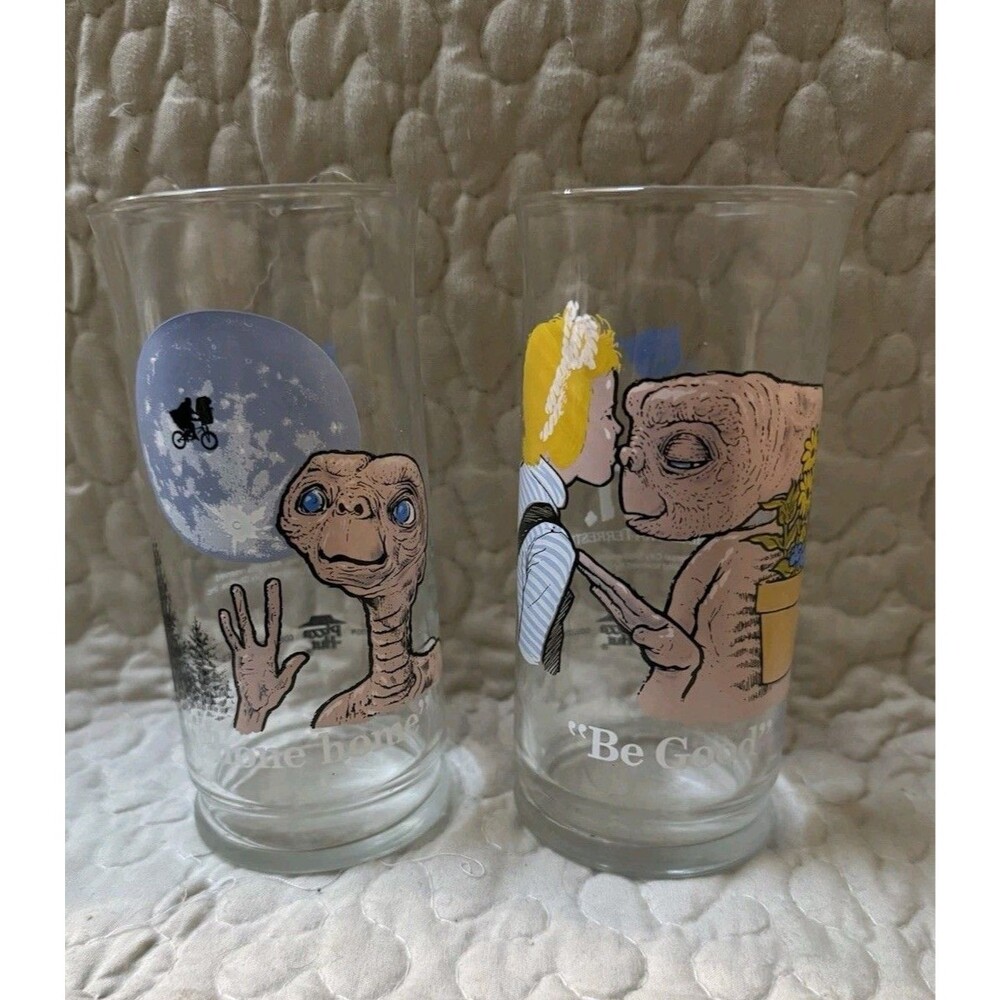 Vintage 1982 E.T. Pizza Hut Collector Glasses Lot of 2 Phone Home Be Good